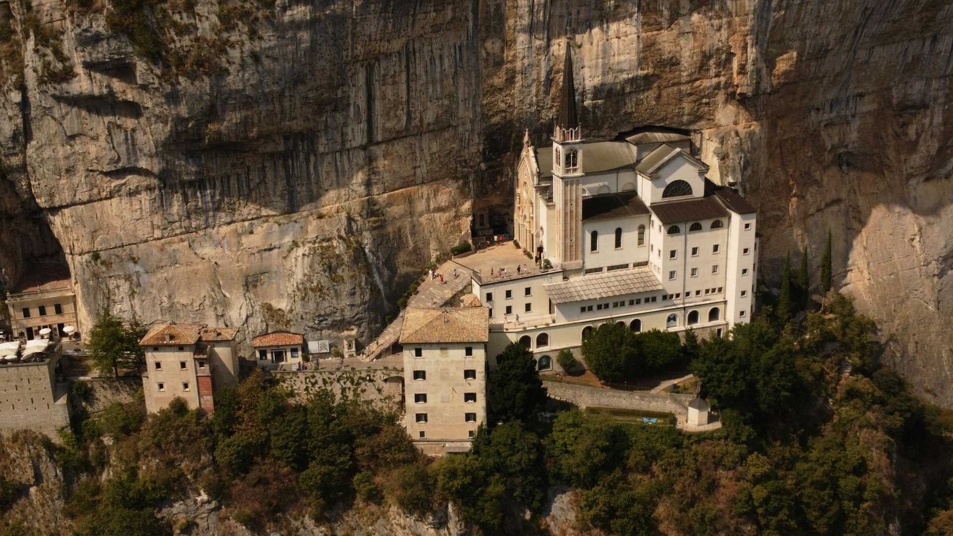 Unlocking the Serenity: A Guide to Historic Monasteries and Abbeys Tourism in Europe