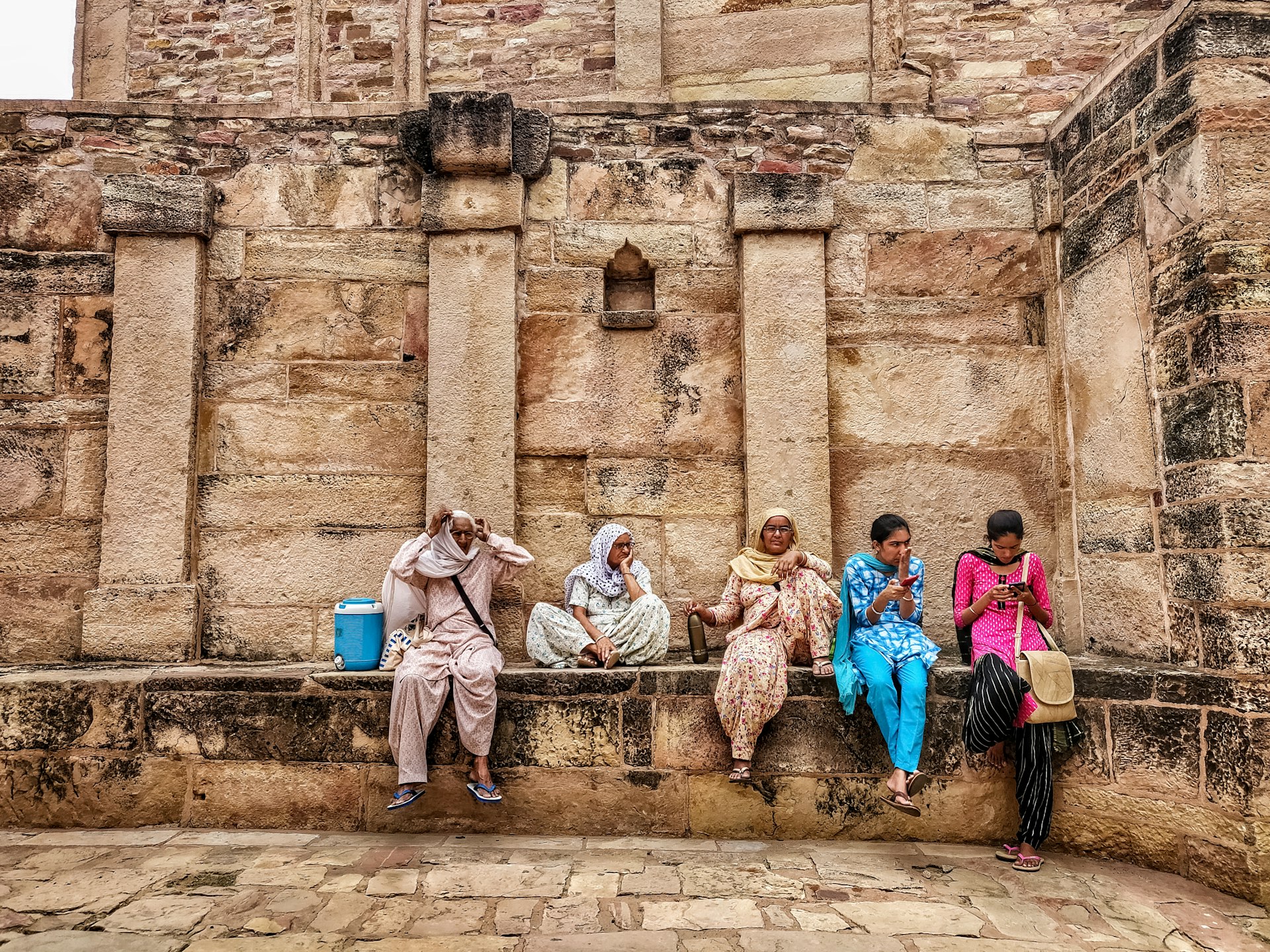 Transform Your Journeys: How Cultural Storytelling Elevates Travel Experiences